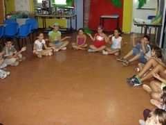 un moment de jeux calmes au centre social un moment de jeux calmes au centre social