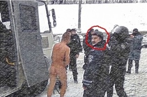 Ukraine : Un militant nu et torturé ? Une mise en scène de "l'opposition"