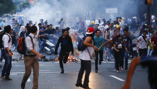 Venezuela : L'opposition organise la violence dans plusieurs régions Venezuela : L'opposition organise la violence dans plusieurs régions