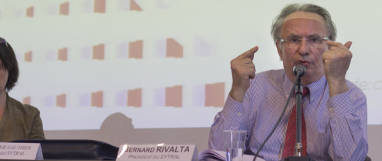 TCL/SYTRAL : Bernard Rivalta (PS) conseille aux plus démunis de moins prendre les transports