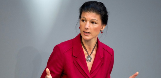 Allemagne : Sahra la Rouge, l'icône anti-Merkel