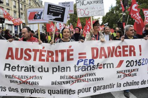 Plus de cent mille sur le pavé pour les salaires et la RTT