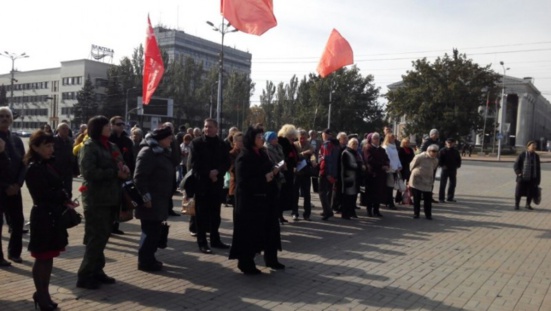 Donetsk : Le Parti Communiste (KPDNR) souffle sa première bougie