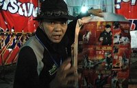 Après Seh Daeng, le gouvernement veut disperser les manifestants Après Seh Daeng, le gouvernement veut disperser les manifestants