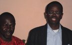 Pape Sagna Mbaye avec le Premier Adjoint, Abdou Ndoye, à sa droite. Cliquez sur l'image pour l'agrandir