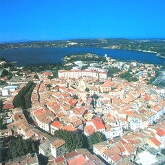 istres.jpg istres.jpg