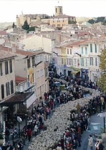 GRAND DEFILE DE LA TRANSHUMANCE GRAND DEFILE DE LA TRANSHUMANCE