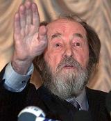 Soljenitsyne, un 'héros' ancien et surfait