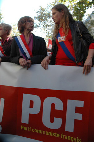 10.000 communistes manifestent pour les salaires