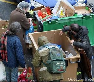 Les associations s’inquiètent de l’émergence de nouveaux pauvres Les associations s’inquiètent de l’émergence de nouveaux pauvres