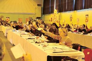 34è Congrès du PCF 13: C'est la première fois que j'ai honte d'être au PCF