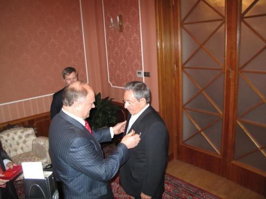 Raul Castro rencontre Guennadi Ziouganov