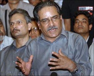 Népal: Les membres du Comité Central du PCNU(m) partagés entre révolte et gouvernement national Népal: Les membres du Comité Central du PCNU(m) partagés entre révolte et gouvernement national