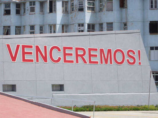 Fidel ! Fidel ! ¿ Que tiene Fidel, que el imperialismo no puede con el ? (partie 2)