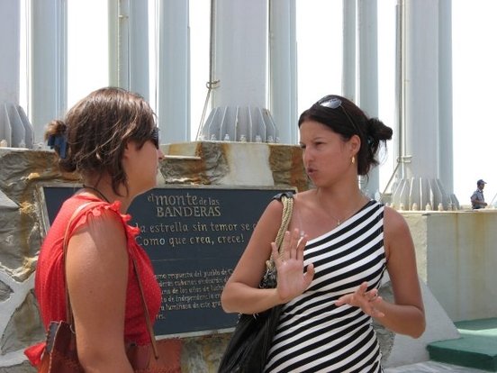 Fidel ! Fidel ! ¿ Que tiene Fidel, que el imperialismo no puede con el ? (partie 2)