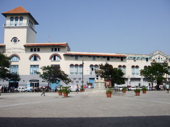Ballade à la Havane: la Habana Vieja et le Castillo de San Carlos de la Cabana
