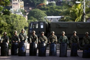 Le gouvernement putchiste du Honduras suspend les libertés civiques