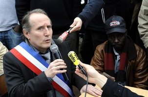 Face au fils à papa Sarkozy, le maire PCF de Nanterre se porte candidat à la présidence de l'EPAD