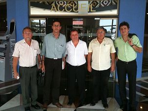 Une délégation du PCF rencontre le Parti Communiste Réunionnais