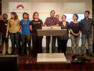 "Nous constituons la République catalane en tant qu'État indépendant" la déclaration signée par JxSí et les CUP "Nous constituons la République catalane en tant qu'État indépendant" la déclaration signée par JxSí et les CUP