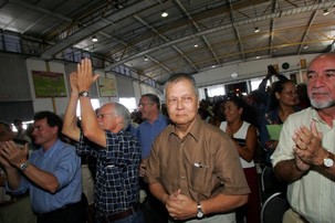 Régionales à la Réunion : La liste de l'Alliance conduite par Paul Vergès et le PCR Régionales à la Réunion : La liste de l'Alliance conduite par Paul Vergès et le PCR