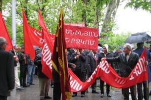 Défilé des communistes d’Arménie le 1er mai à Erévan « En avant, Camarades ! »
