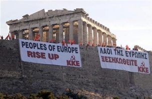 Grèce : "Peuples de l'Europe, soulevez-vous" (KKE) Grèce : "Peuples de l'Europe, soulevez-vous" (KKE)