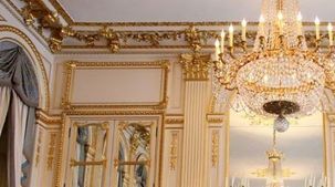 Manifestation pour "l'abolition des privilèges" devant le Cap Nègre Manifestation pour "l'abolition des privilèges" devant le Cap Nègre