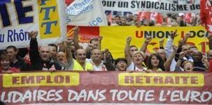 Les réactions politiques en direct