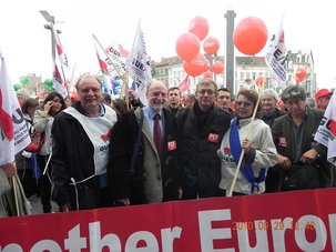 Les 2 et 12 octobre, derrière les syndicats pour opposer un « non ferme » au gouvernement !