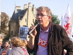 Suppression de l’ISF et du bouclier fiscal : un tour de passe-passe de la pire espèce Suppression de l’ISF et du bouclier fiscal : un tour de passe-passe de la pire espèce