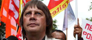 Bernard Thibault (CGT) dénonce les policiers "camouflés" et "infiltrés" dans les manifestations contre la réforme des retraites Bernard Thibault (CGT) dénonce les policiers "camouflés" et "infiltrés" dans les manifestations contre la réforme des retraites