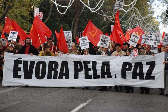 Grande journée de lutte du peuple portugais contre l'OTAN