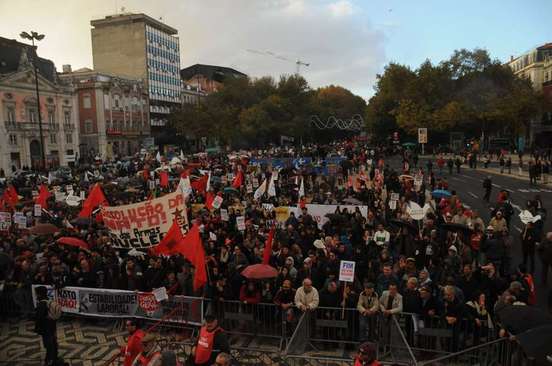 Grande journée de lutte du peuple portugais contre l'OTAN