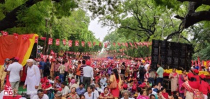 Des dizaines de milliers de paysan.ne.s communistes marchent sur New Delhi