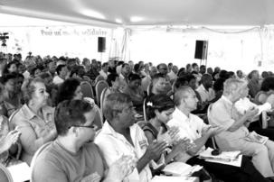 7ème Congrès du Parti Communiste Réunionnais 7ème Congrès du Parti Communiste Réunionnais