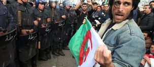Le PCF "solidaire des manifestants pour la démocratie en Algérie" Le PCF "solidaire des manifestants pour la démocratie en Algérie"