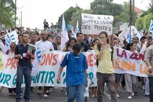 Contre la politique de casse de l’Éducation nationale : La mobilisation ne faiblit pas chez les jeunes à La Réunion