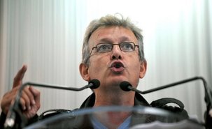 Le PCF déplore le maintien de candidats EELV face au Front de Gauche