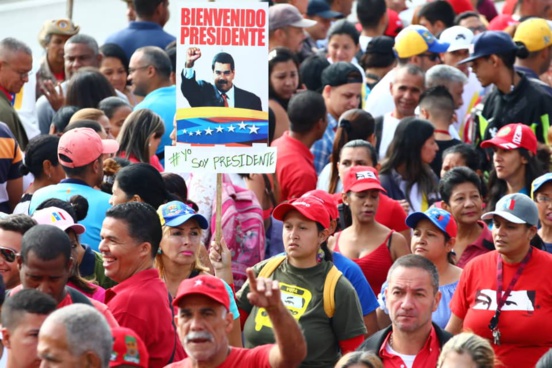 Venezuela : Une marée rouge a accompagné Nicolas Maduro pour son second mandat