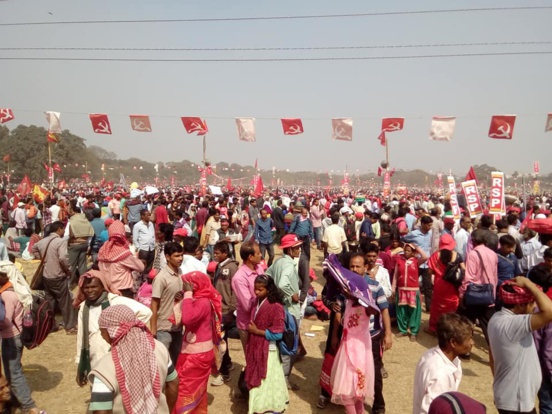Un million de communistes rassemblés à Kolkata pour la 
