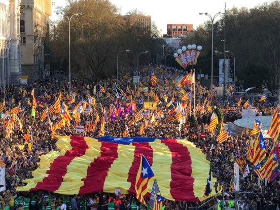 L'indépendantisme catalan réunit 120.000 personnes à Madrid pour rejeter la farce judiciaire