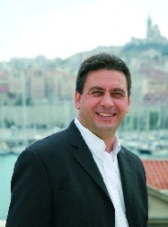 Battre la droite et réussir a gauche