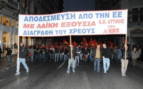 Le peuple doit renforcer le KKE et s’allier avec lui, c’est la perspective qui peut apporter l’espoir !