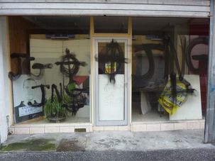 Tags néo-nazis sur les locaux du PCF à Givors (Rhône) : réaction de Pierre Laurent Tags néo-nazis sur les locaux du PCF à Givors (Rhône) : réaction de Pierre Laurent