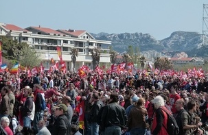 Marseille la rouge, la belle, la rebelle était de retour aujourd'hui avec plus de 120.000 personnes pour Jean Luc Mélenchon Marseille la rouge, la belle, la rebelle était de retour aujourd'hui avec plus de 120.000 personnes pour Jean Luc Mélenchon