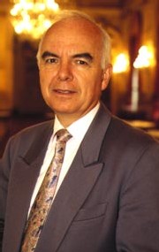 Jean Pierre Brard, Député Maire de Montreuil (93)