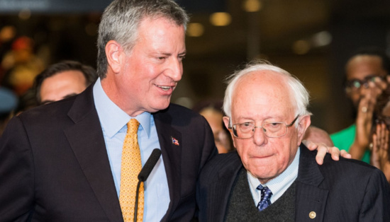 Le maire de New York, Bill de Blasio, soutient Bernie Sanders