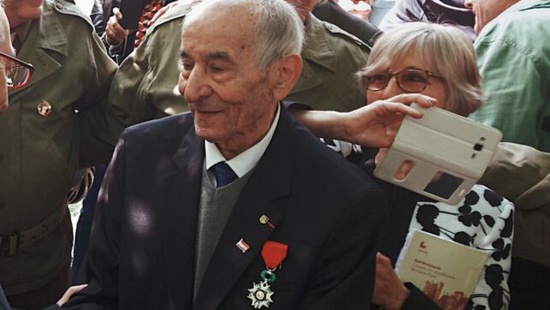 Rafael Gómez, dernier survivant de "La Nueve", est décédé des suites du Covid-19 Rafael Gómez, dernier survivant de "La Nueve", est décédé des suites du Covid-19