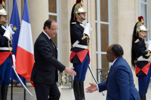 Hollande : "Je romprai avec la 'Françafrique" - Engagement vite oublié ! Hollande : "Je romprai avec la 'Françafrique" - Engagement vite oublié !
